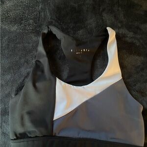Sport bra Small